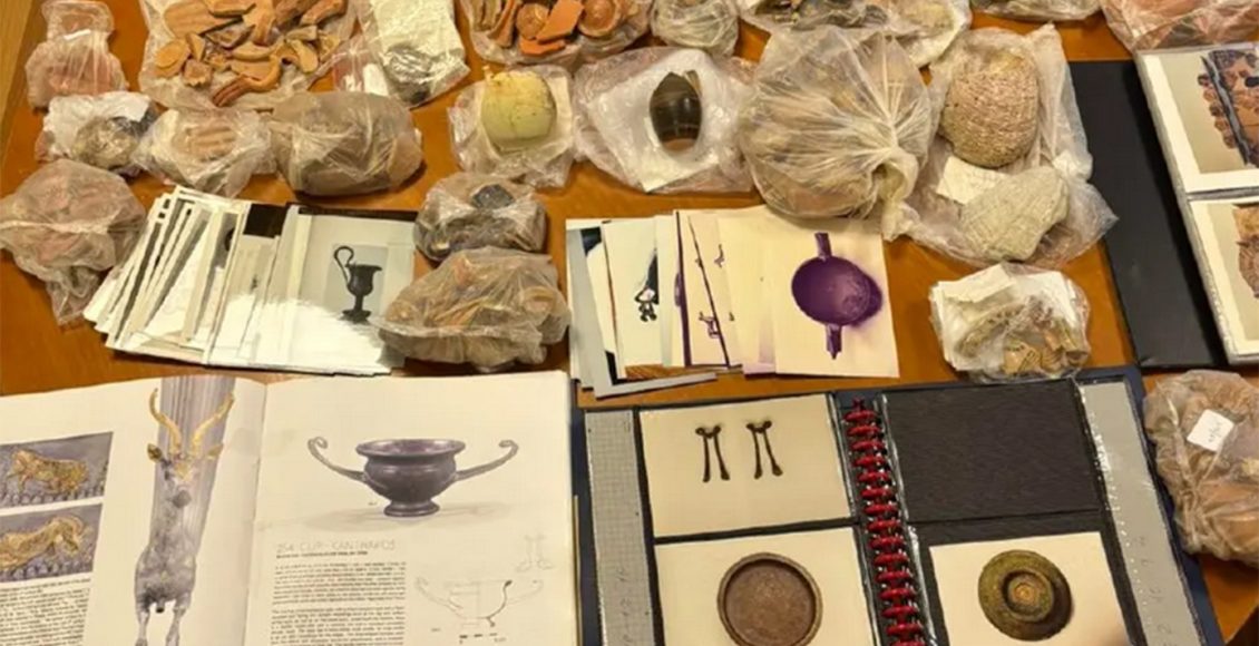 Συνελήφθη-Έλληνας-αρχαιοκάπηλος,-μέλος-διεθνούς-δικτύου-αρχαιοκαπηλίας-–-Εκατοντάδες-αρχαία-αντικείμενα-στην-κατοχή-του