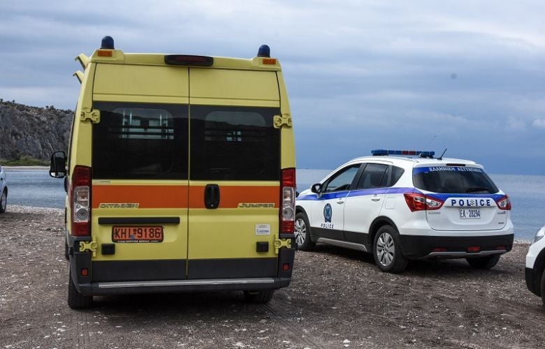 Τραγωδία-στη-Σαλαμίνα:-Νεκρός-οδηγός-ΙΧ-που-έπεσε-στη-θάλασσα-στα-Παλούκια