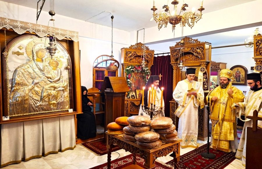 ΙΜ.-Μαρωνείας:-Τα-Εισόδια-της-Υπεραγίας-Θεοτόκου-και-ο-εορτασμός-των-Ενόπλων-Δυνάμεων