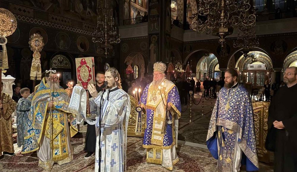 Ιερά-Αγρύπνια-για-την-Εορτή-των-Εισοδίων-της-Θεοτόκου-στον-Ι-Μ-Ν.-Αγίου-Αχιλλίου-Λαρίσης