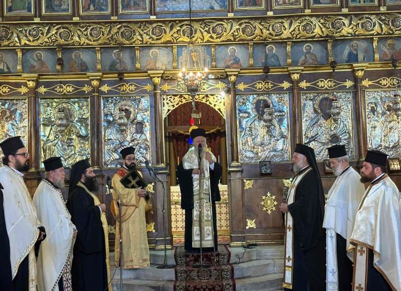 Η-εορτή-των-Εισοδίων-της-Θεοτόκου-στην-Ιερά-Μητρόπολη-Χαλκίδος