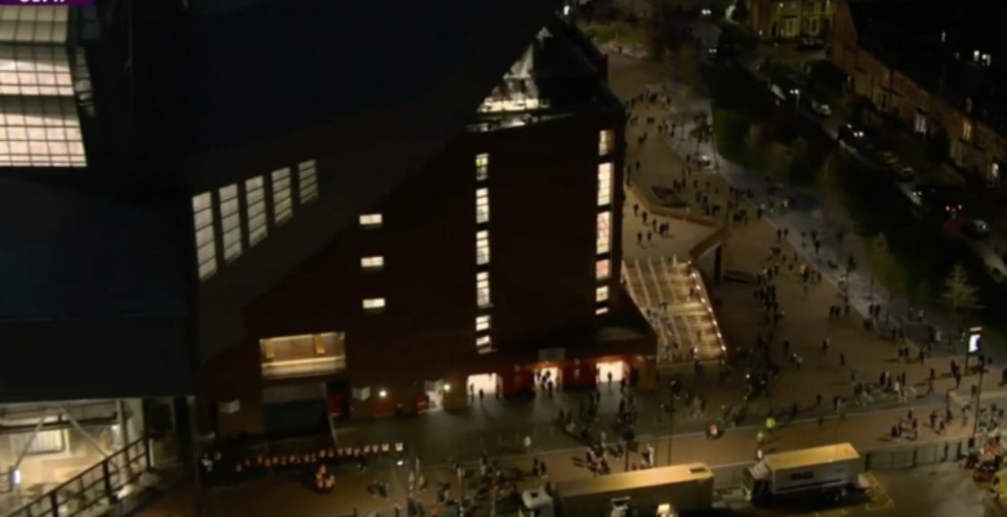 Γύρισε…-60-χρόνια-πίσω-η-Λίβερπουλ-–-Άδειαζε-πριν-τη-λήξη-το-Άνφιλντ-στην-3άρα-από-τη-Νότιγχαμ-Φόρεστ