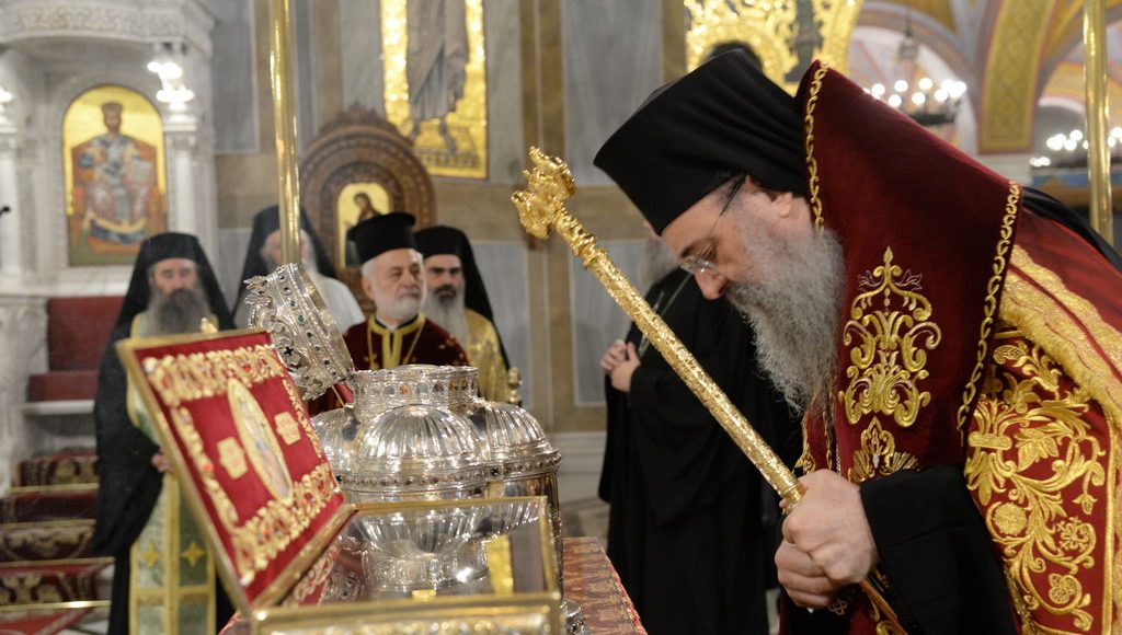 Υποδοχή-Ιερών-Λειψάνων-και-βράβευση-αριστούχων-στην-Πάτρα