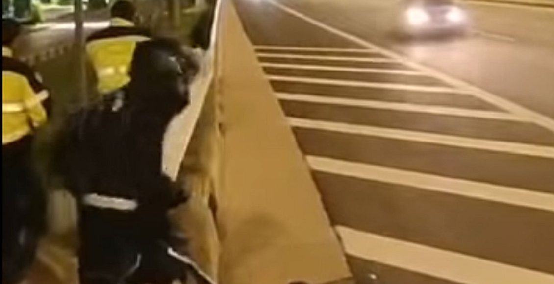 Βίντεο-της-Τροχαίας-με-τον-οδηγό-που-εντοπίζεται-να-τρέχει-με-230χλμ.-στην-Αθηνών-–-Λαμίας-και-ξεκινά-η-καταδίωξη