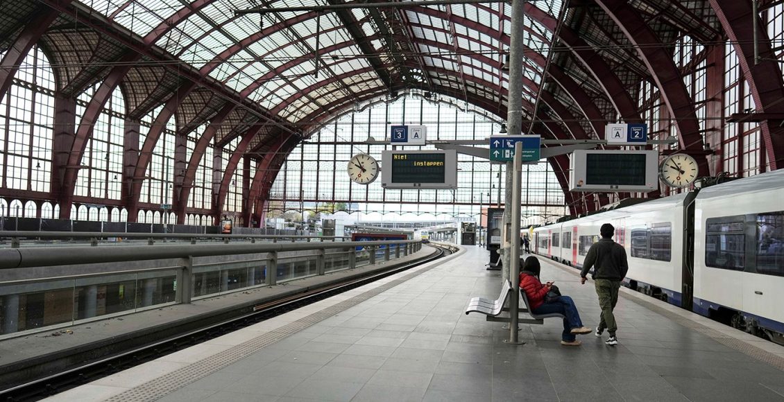 Παραλύει-από-σήμερα-το-Βέλγιο-για-εθνική-απεργία-τριών-ημερών