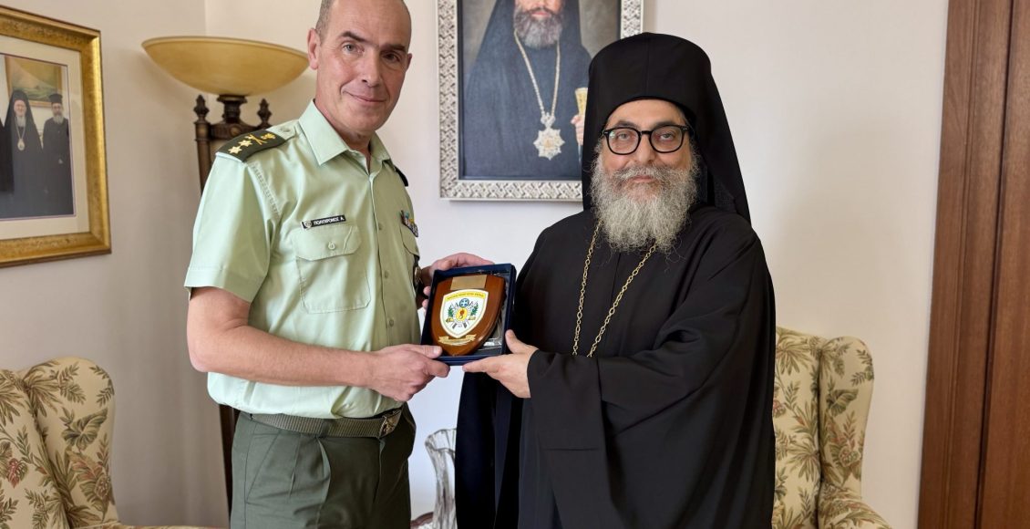 Ο-Επίσκοπος-Μελβούρνης-Κυριακός-υποδέχθηκε-αντιπροσωπεία-της-Στρατιωτικής-Σχολής-Ευελπίδων