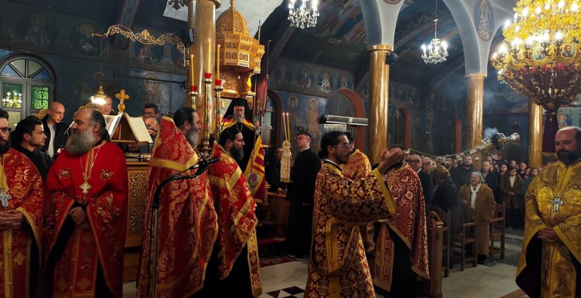 Υποδοχή-ιερών-λειψάνων-των-αγίων-νεοφανών-μαρτύρων-Ραφαήλ,-Νικολάου-και-Ειρήνης-στον-ΙΝ.-Αγίας-Παρασκευής-Καρδίτσης