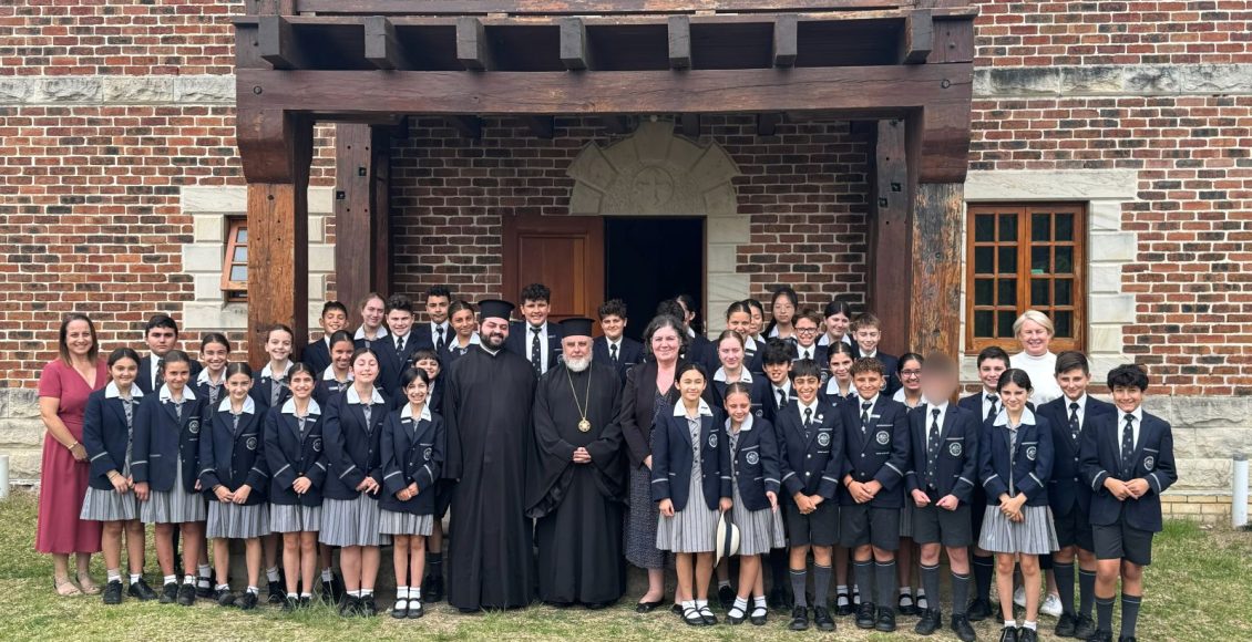 Μαθητές-του-Κολλεγίου-Αγίων-Πάντων-Σύδνεϋ-στην-Ιερά-Μονή-Αγίου-Γεωργίου-yellow-rock