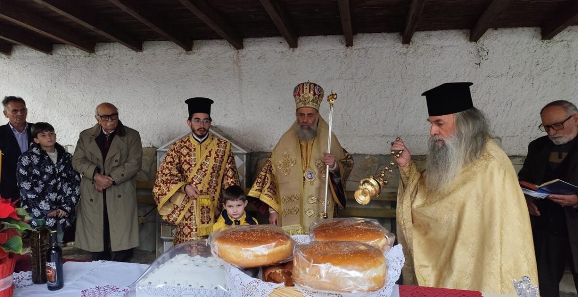 Λειτουργική-σύναξη-για-την-Αγία-Μεγαλομάρτυρα-Αικατερίνη-στους-Ξυλάδες-Φαρσάλων