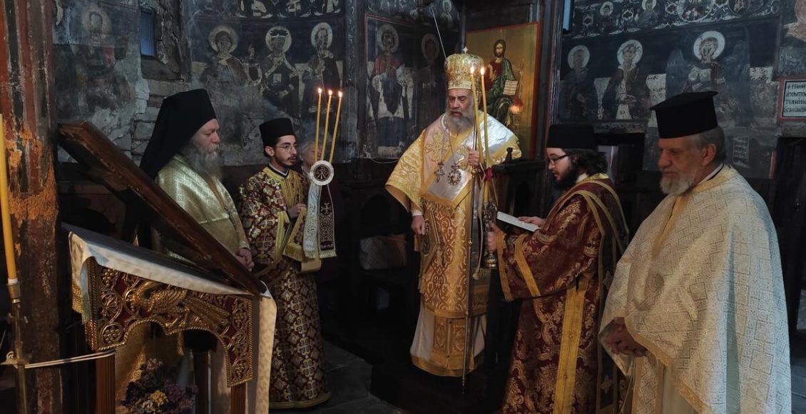 Εορτή-του-Οσίου-Στυλιανού:-Θεία-Λειτουργία-στην-ΙΜ.-Αγίας-Τριάδος-Σάικας-όπου-φυλάσσεται-η-τιμία-κάρα-του-Αγίου