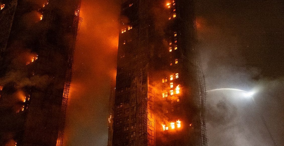 Ξεχειλίζει-η-οργή-στο-Χονγκ-Κονγκ-για-την-πολύνεκρη-φωτιά-σε-συγκρότημα-πολυκατοικιών