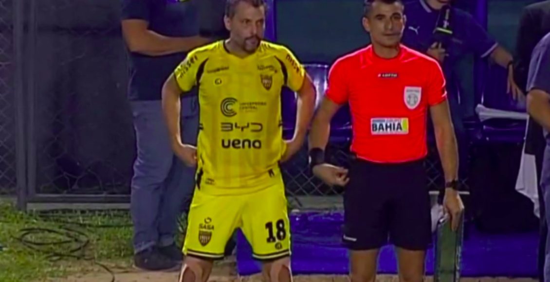 Τρέλα-στην-Παραγουάη:-Πρόεδρος-ομάδας-μπήκε-ως-αλλαγή-και-έκανε-ντεμπούτο-στα-51-του-χρόνια