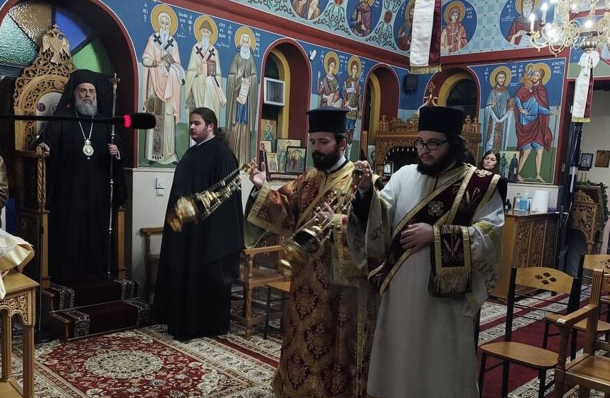 Εσπερινός-των-Αγίων-Αναργύρων-στο-Νοσοκομείο-Καρδίτσας:-Μήνυμα-πίστεως-για-τους-ασθενείς-και-τους-λειτουργούς-υγείας