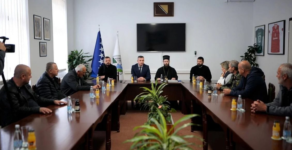 Η-Εκκλησία-της-Σερβίας-μεριμνά-για-τους-πλημμυροπαθείς-της-πόλης-Κόνιτς