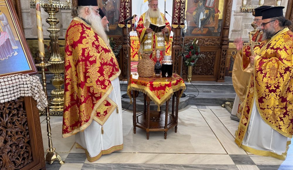 Η-εορτή-της-ανακομιδής-των-λειψάνων-του-Αγίου-Γεωργίου-στον-Ιερό-Μητροπολιτικό-Ναό-Ιεράπετρας