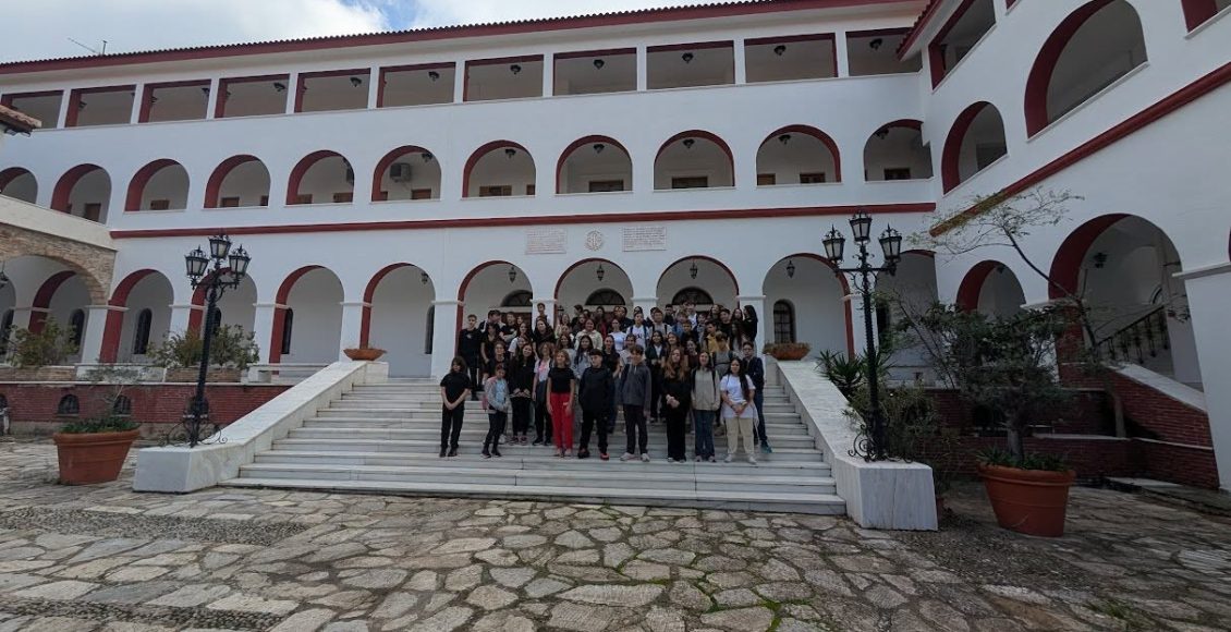 Μαθητές-της-Β’-Γυμνασίου-της-Ελληνογαλλικής-Σχολής-«jean-d’-arc»-στο-Διορθόδοξο-Κέντρο