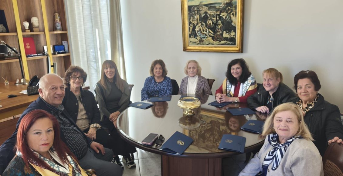 Αποστολή-αγάπης-στη-Χίο-από-τη-Φιλόπτωχο-Αδελφότητα-του-Τιμίου-Σταυρού-Μπρούκλιν