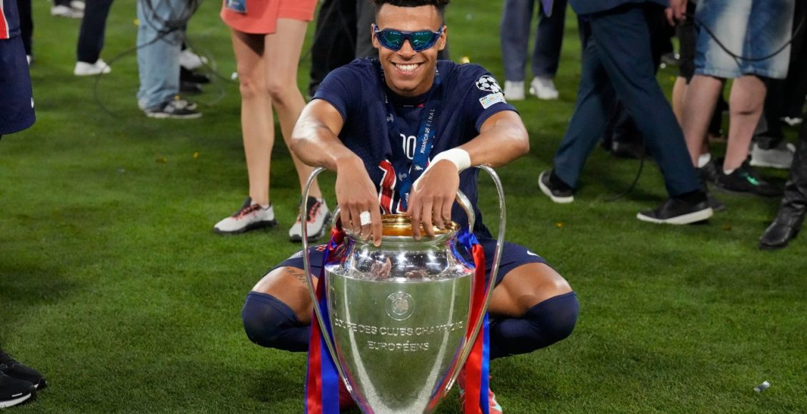 golden-boy:-Στον-Ντουέ-της-Παρί-Σεν-Ζερμέν-το-βραβείο-–-Παραμένει-1ος-ο-Μουζακίτης-στη-διαδικτυακή-ψηφοφορία