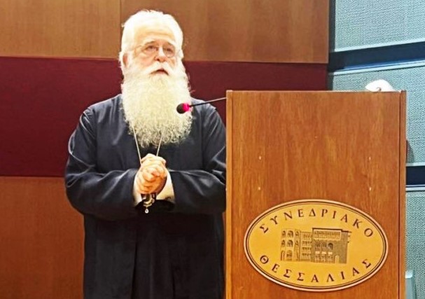 Ο-Δημητριάδος-Ιγνάτιος-στην-τελετή-υποτροφιών-της-Ισραηλιτικής-Κοινότητας-Βόλου:-«Κρατήστε-τα-μάτια-σας-ανοιχτά-στο-φως»