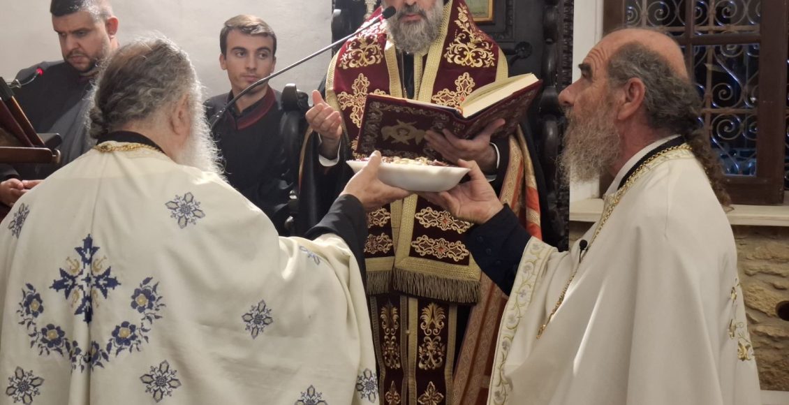 o-Μητροπολίτης-Κυρηνείας-στον-πανηγυρίζοντα-παλαιό-Ιερό-Ναό-Αγίου-Γεωργίου-στην-κοινότητα-Μάμμαρι