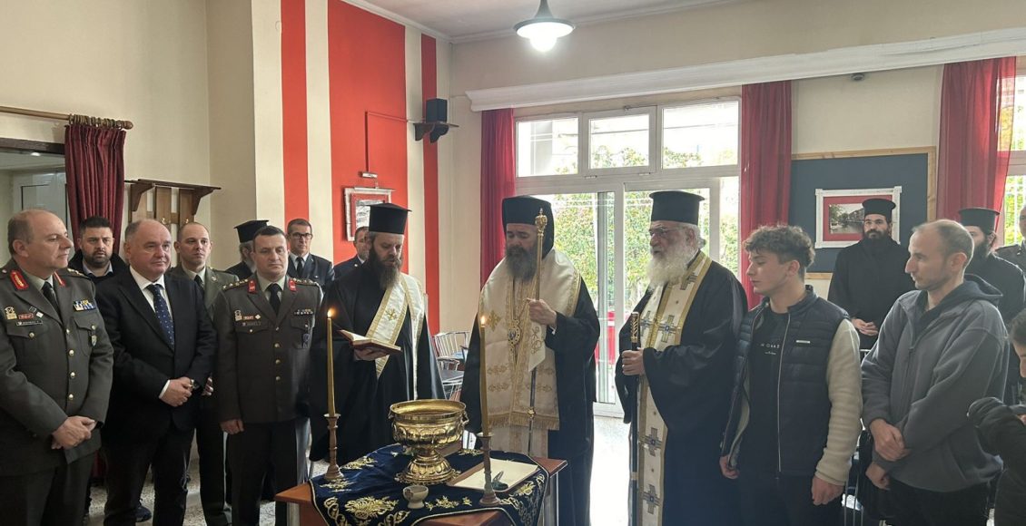 Τελέσθηκε-ο-Αγιασμός-της-έκθεσης-«Οι-Άγιοι-Άγγελοι-της-Φλώρινας»-από-τον-Μητροπολίτη-Φλωρίνης