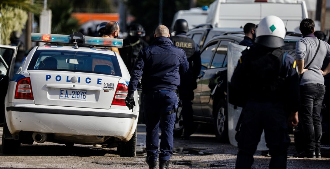 Το-«ελληνικό-fbi»-μπαίνει-στους-καταυλισμούς-Ρομά-–-Τι-προβλέπει-το-επιχειρησιακό-πλάνο-της-ΕΛΑΣ.