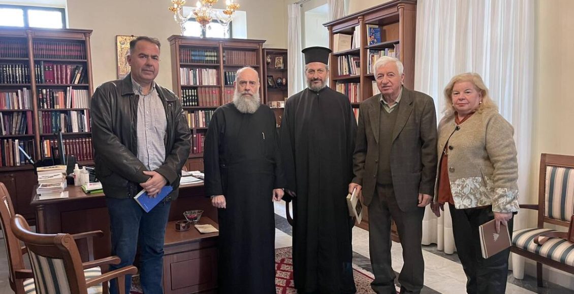 Εθιμοτυπική-επίσκεψη-του-Συλλόγου-Πολυτέκνων-Ν.-Καρδίτσας-στον-Μητροπολίτη-Θεσσαλιώτιδος