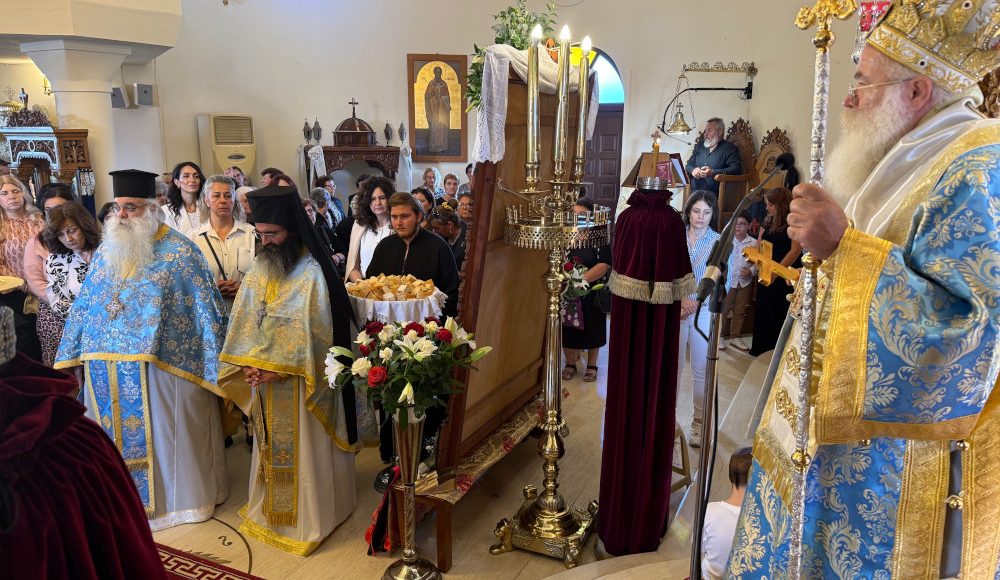 Αρχιερατική-Θεία-Λειτουργία-στον-πανηγυρίζοντα-Ιερό-Προσκυνηματικό-Ναό-Μιχαήλ-Αρχαγγέλου-Ιεράπετρας
