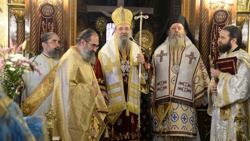 Πατρών-Χρυσόστομος:-«Οι-Άγιοι-είναι-οι-μεγαλύτεροι-ευεργέτες-μας»