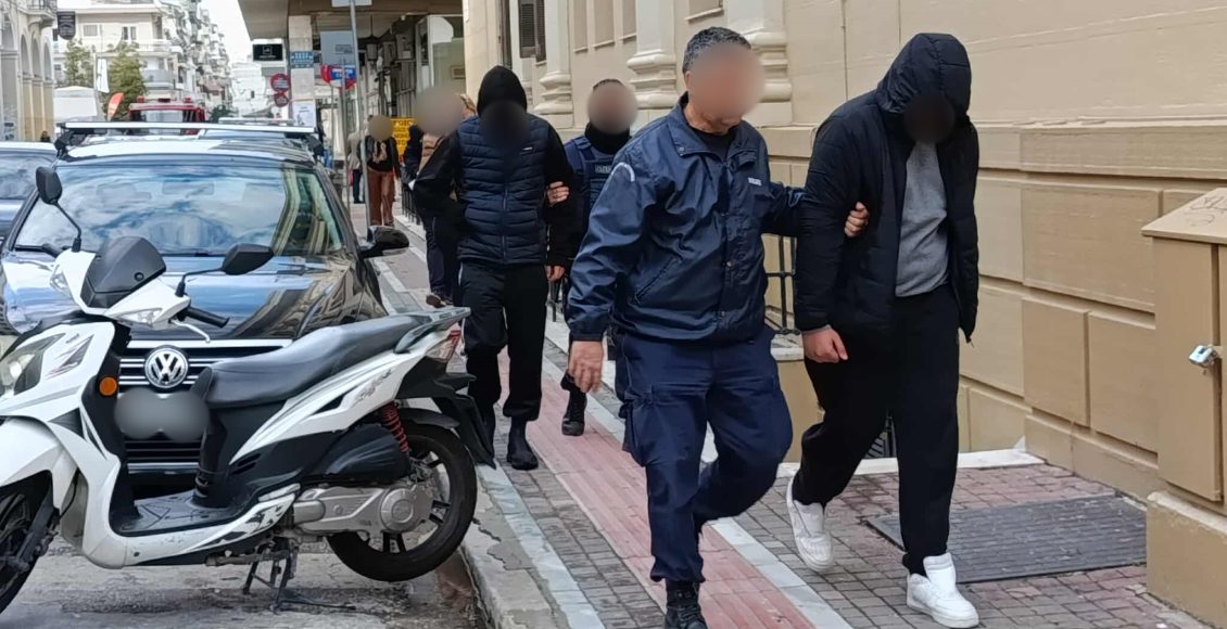 Κάτω-Αχαΐα:-Απολογούνται-οι-μαθητές-που-κατηγορούνται-για-διακίνηση-και-χρήση-ναρκωτικών-σε-σχολείο-–-ertnews.gr