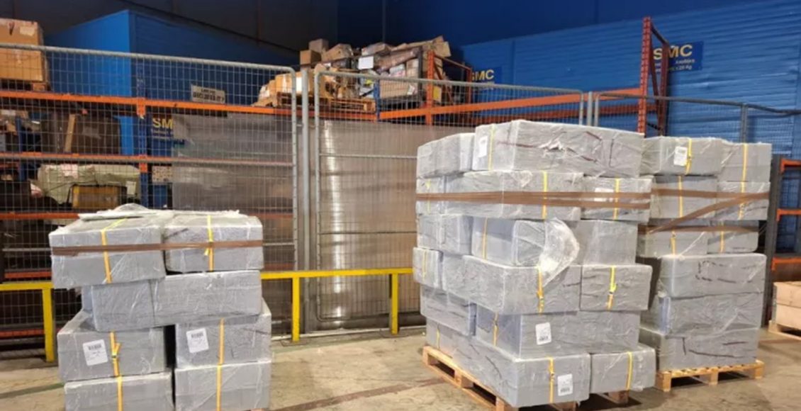 Πρωτοφανής-ποσότητα-λαθραίων-τσιγάρων-εντοπίστηκε-σε-αποθήκη-του-«Ελευθέριος-Βενιζέλος»