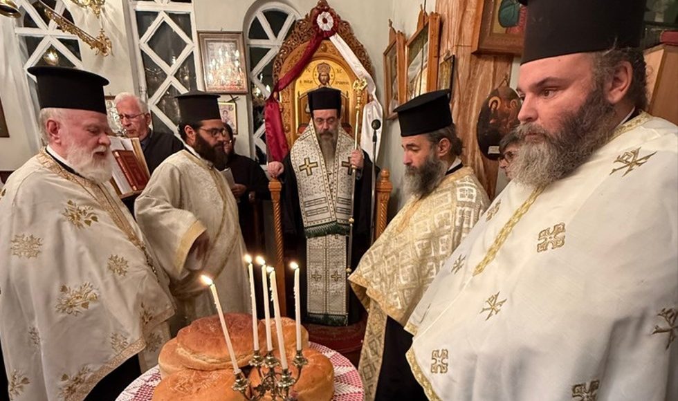 Η-εορτή-του-Αγίου-Νεκταρίου-στο-χωριό-της-Χίου-που-δίδαξε-ως-δάσκαλος 