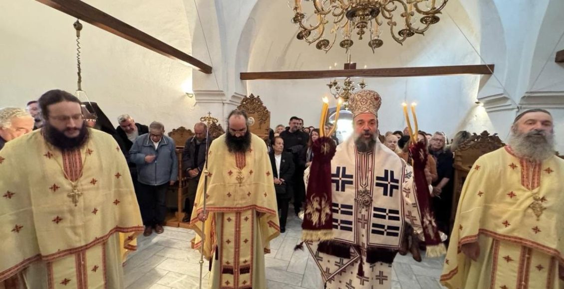 Η-εορτή-του-Αγίου-Νεκταρίου-στην-Ιερά-Μονή-Προφήτου-Ηλιού-Θήρας