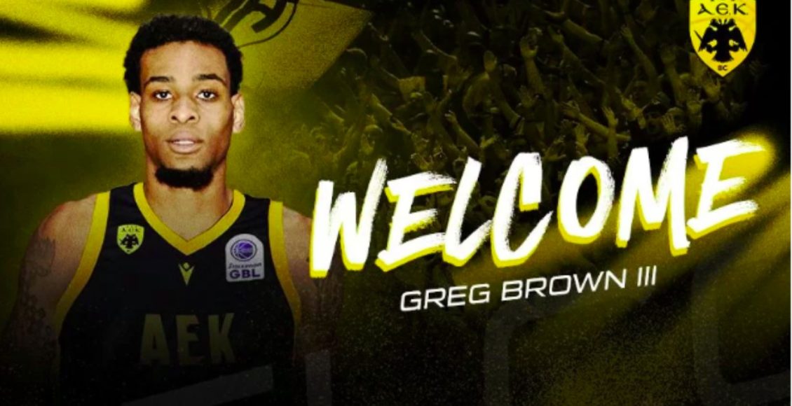 ΑΕΚ:-Ανακοίνωσε-Μπράουν-κατά-τη-διάρκεια-του-αγώνα-με-τη-Ρίγα