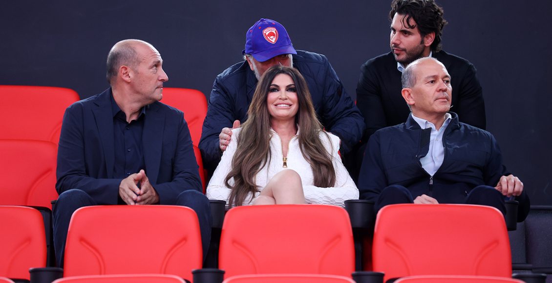 Η-Κίμπερλι-Γκίλφοϊλ-πήγε-στο-ΣΕΦ-να-δει-τον-Ολυμπιακό-κόντρα-στη-Ζαλγκίρις