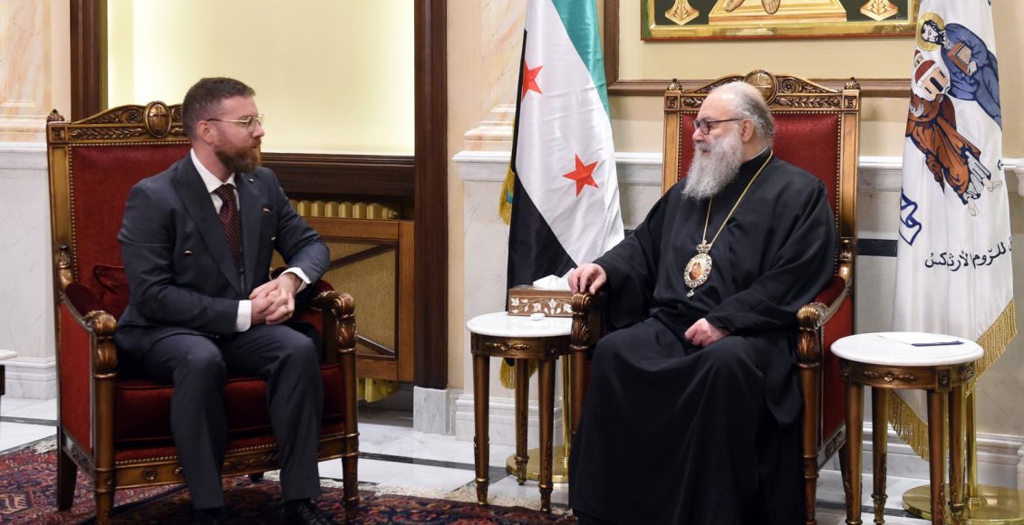 Στον-Πατριάρχη-Αντιοχείας-ο-εκπρόσωπος-της-Πρεσβείας-της-Ουγγαρίας-στη-Συρία