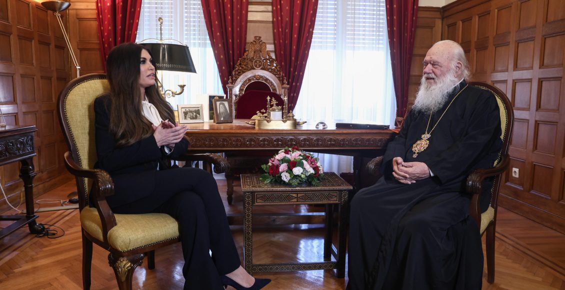 Η-Κίμπερλι-Γκίλφοϊλ-στον-Αρχιεπίσκοπο-Ιερώνυμο-–-Τα-μηνύματα-για-ειρήνη-και-η-αναφορά-στον-Ντ.-Τραμπ-(ΦΩΤΟ)