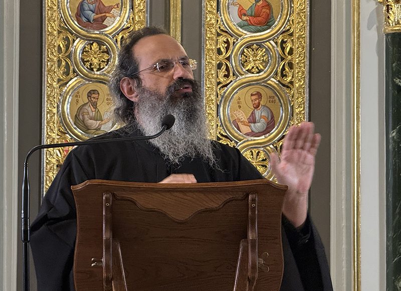 π.-Σπυρίδων-Βασιλάκος:-«Άγιος-Νεκτάριος,-από-τη-συκοφαντία-στην-ανεξικακία»