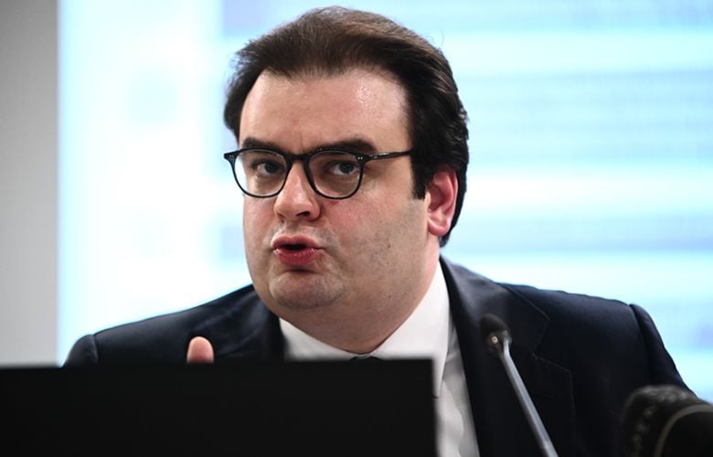 Πιερρακάκης-στους-irish-times:-«Μετασχηματίζουμε-την-οικονομία-με-τεχνολογία,-ταλέντο-και-σταθερότητα»