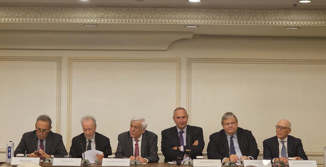 Ο-Προκόπης-Παυλόπουλος-για-το-«μετέωρο-βήμα»-στη-χρήση-της-Τεχνητής-Νοημοσύνης