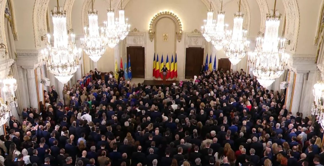 Στη-δεξίωση-για-την-Εθνική-εορτή-της-Ρουμανίας-ο-Πατριάρχης-Δανιήλ