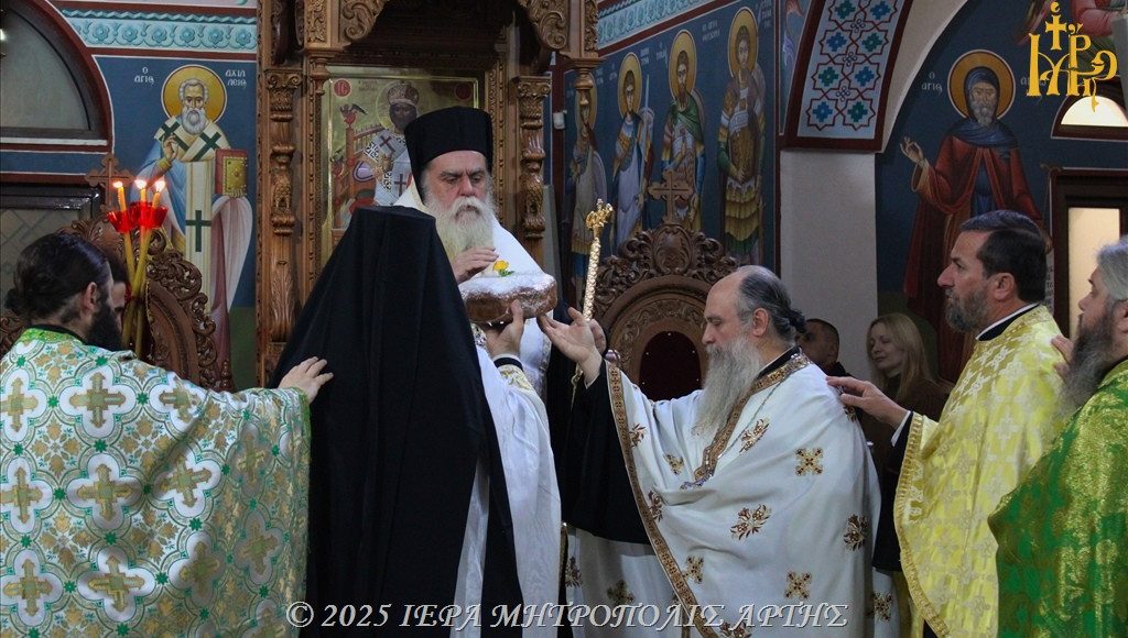 Η-Άρτα-πανηγύρισε-τον-Όσιο-Πορφύριο-Καυσοκαλυβίτη