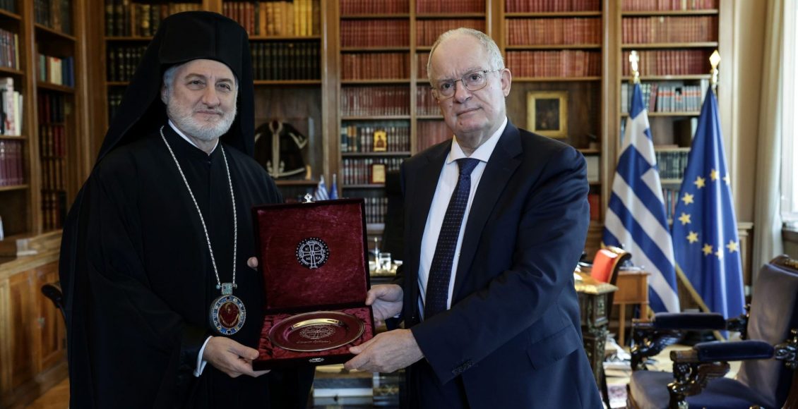 Συνάντηση-Προέδρου-της-Δημοκρατίας-με-τον-Αρχιεπίσκοπο-Αμερικής