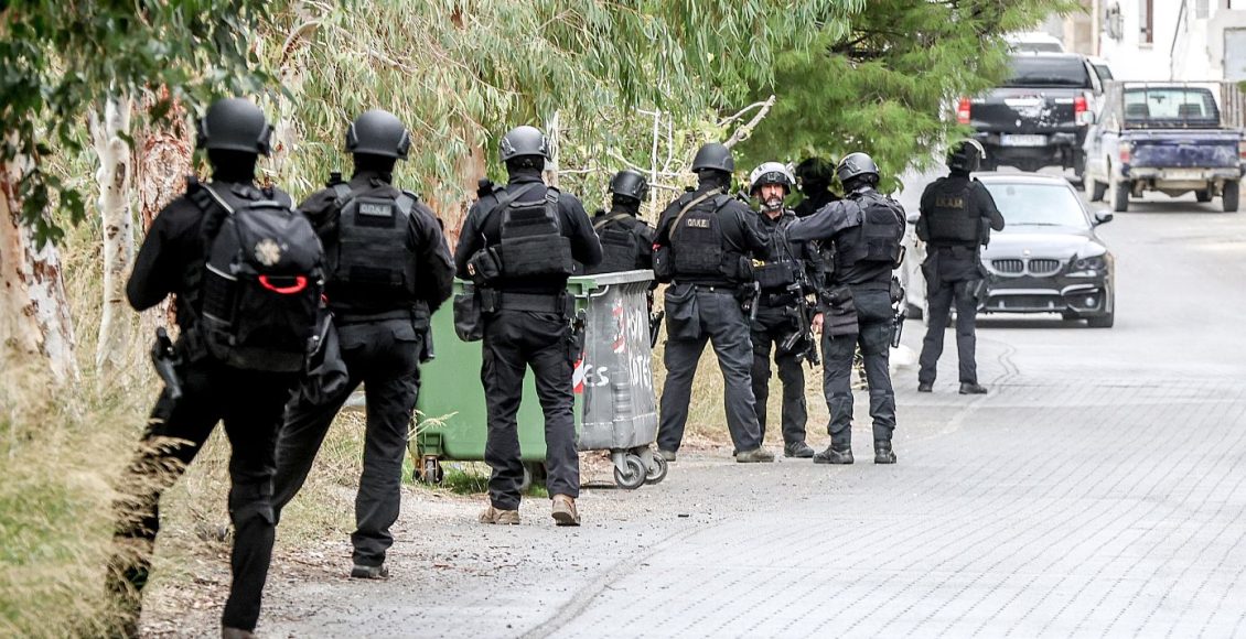 Κατατέθηκε-στη-Βουλή-η-τροπολογία-που-αυστηροποιεί-τις-ποινές-για-τα-όπλα-–-Τι-προβλέπεται-για-παράνομη-οπλοκατοχή-και-άσκοπους-πυροβολισμούς