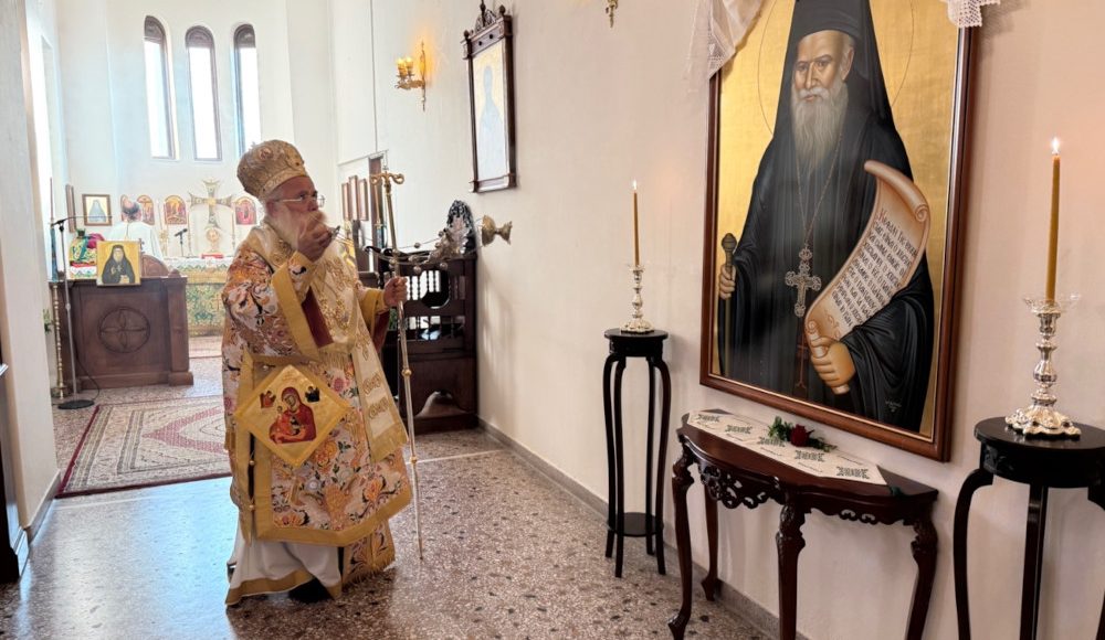 Αρχιερατική-Θεία-Λειτουργία-στον-πανηγυρίζοντα-Ι.-Ναό-Οσίου-Πορφυρίου-Ιεράπετρας