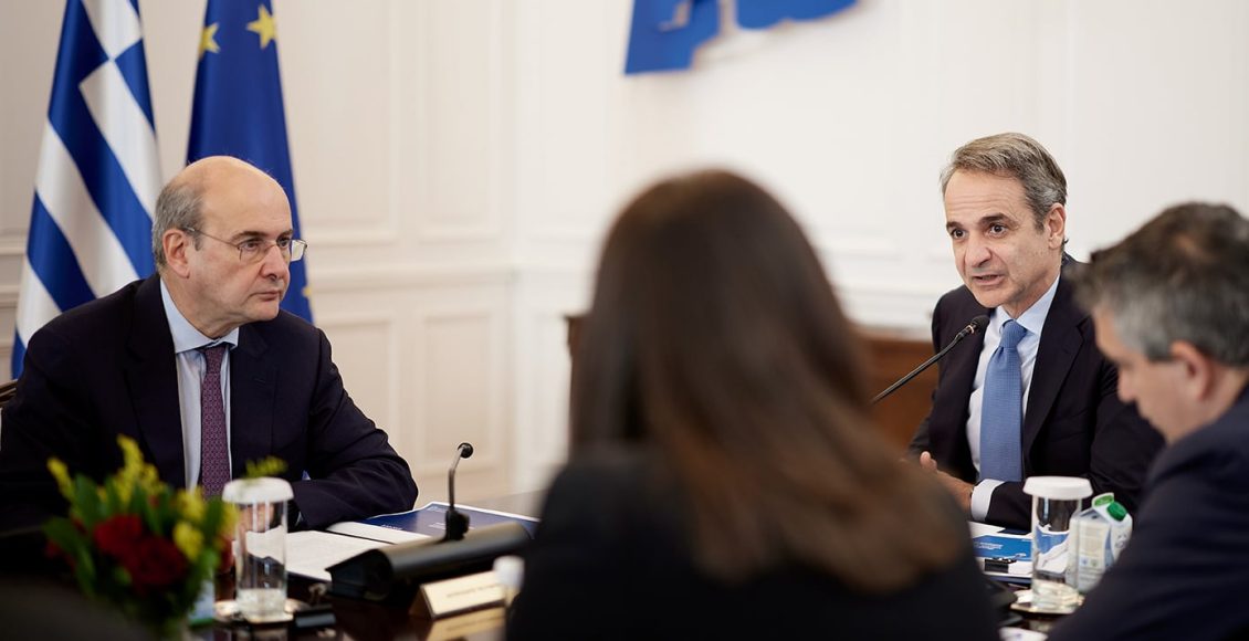 Μητσοτάκης:-Είμαστε-πάντα-ανοιχτοί-για-συντεταγμένο-διάλογο-–-Οι-αγρότες-θα-δουν-πάνω-από-μισό-δισ.-να-καταβάλλεται-σε-αυτούς-σε-σχέση-με-το-2024