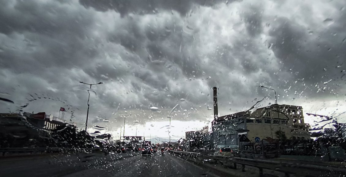 Για-επικίνδυνα-φαινόμενα-προειδοποιεί-η-ΕΜΥ:-Κακοκαιρία-από-την-Πέμπτη-με-ισχυρές-βροχές-και-καταιγίδες