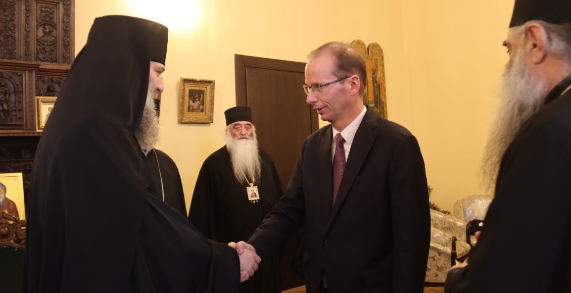 Το-Πατριαρχείο-Γεωργίας-επισκέφθηκε-ο-Επιτετραμμένος-στην-Πρεσβεία-των-ΗΠΑ