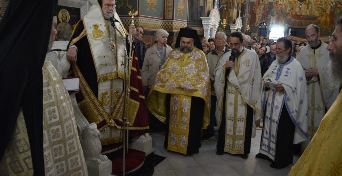 Ο-Μητροπολίτης-Αχαΐας-στον-πανηγυρίζοντα-Ιερό-Ναό-Αγίας-Βαρβάρας-Παλαιού-Φαλήρου