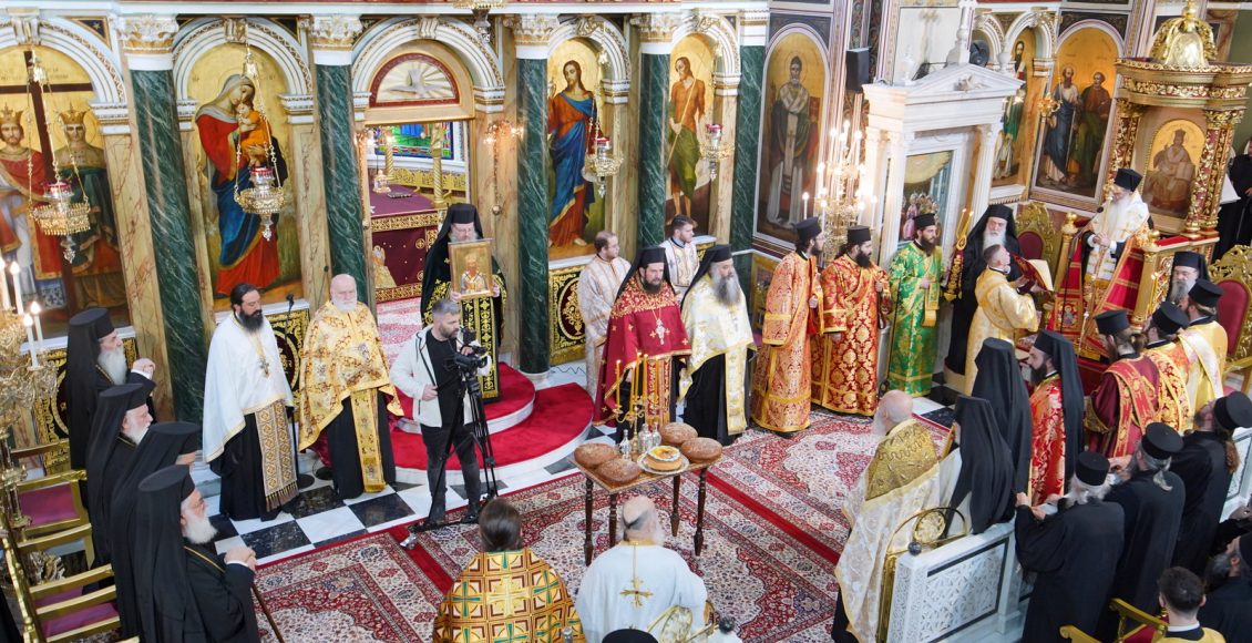 Πολυαρχιερατικός-Εσπερινός-Ονομαστηρίων-Μητροπολίτου-Πειραιώς-Σεραφείμ